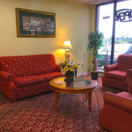 Americas Best Inn Birmingham Airport Hotel Interior photo