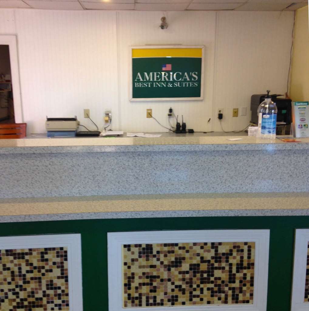 Americas Best Inn Birmingham Airport Hotel Interior photo